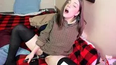 Jouer Questa donna carina si eccita troppo