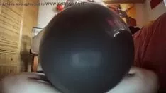 Play Latina Inflates Balloons While Being Fucked In Her Pussy