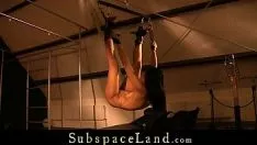 Play This beautiful creole sucks the cock well