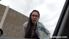 Play Skinny luxury whore sucking horny men's cock