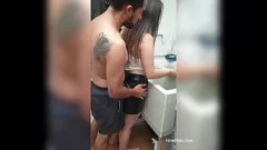 Redare Seducându-mi angajata latina blondă: O dracu’ de amator adevărat!