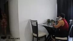 تشغيل زوج الأم يمارس الجنس مع ميثاق صامت في كس زوجة الأب لاتينا ذات الصدر الكبير