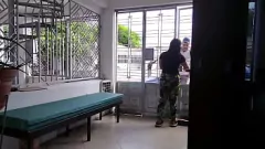Reproduzir Eu pego meus passos, está fazendo sexo hardcore com o namorado e ela devolve o favor da 1ª parte