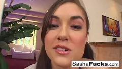 Oynat Sıska esmer sasha gri, yoğun hardcore fuck oturumu
