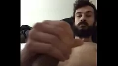تشغيل يطلق Hottie الكبير الذي يطلق النار على شاعر شاعر فوضوي